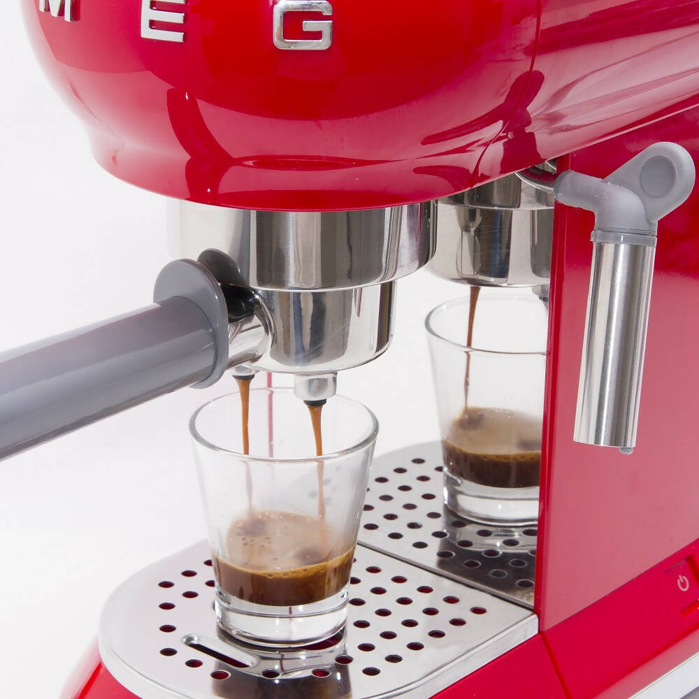 Cafetera Expreso Retro Smeg de de 1 Litro